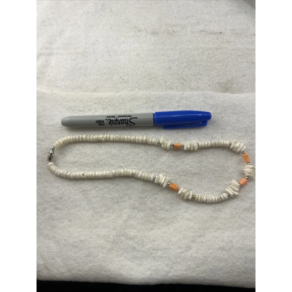 Vintage Hawaiian White Puka Shell Necklace 7 